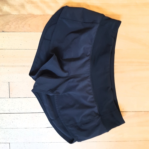 Lululemon speed up shorts - Picture 2 of 5